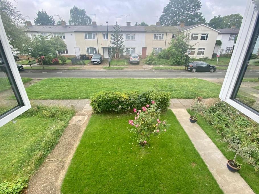Holiday home Entire Fully Renovated House In Chiswick W4 London